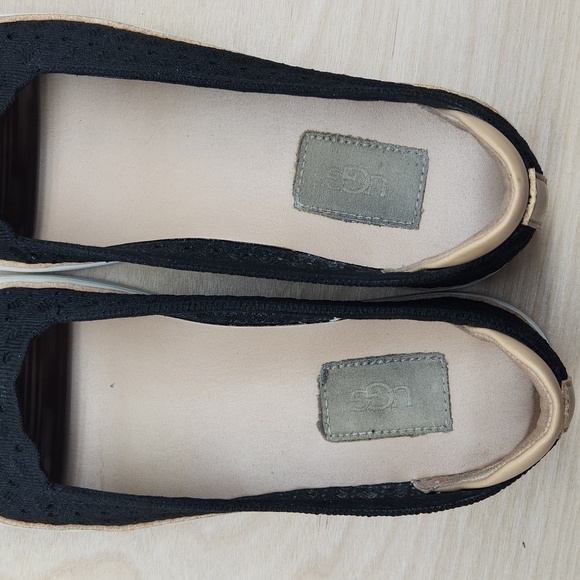 UGG Tammy Slip On Perforated Knit Comfort Flats Black 1108671 Women's Sz 8 EUC - Picture 13 of 14